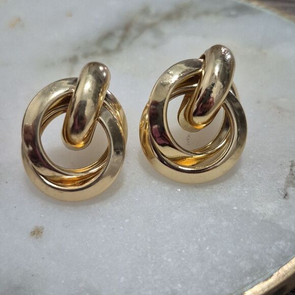 Dual Hoop Modern Gold Alloy Everyday Fashion Earring for the Working Woman - Picture 1 of 5